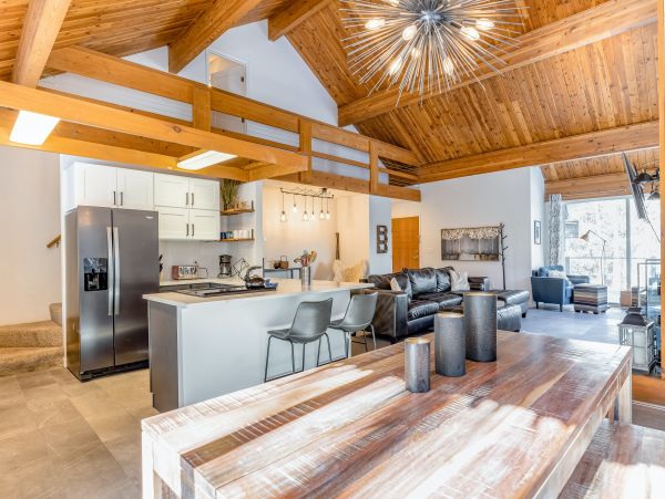 Vail Great Mountain Views Five Bedroom Rental Home