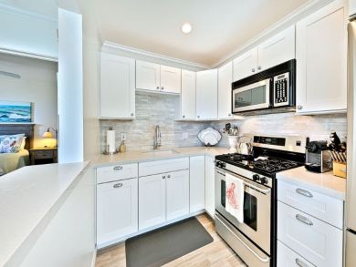 Oceanview & 30 Steps to the Sand 1 Bedroom Condo in La Jolla