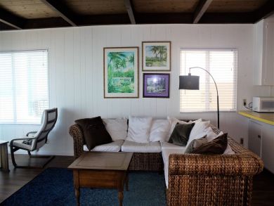 La Jolla Two Bedroom Oceanfront Vacation Condo