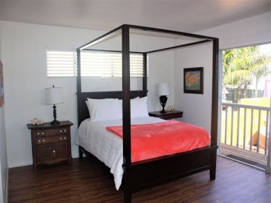 La Jolla Two Bedroom Oceanfront Vacation Condo