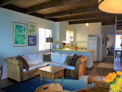 La Jolla Two Bedroom Oceanfront Vacation Condo