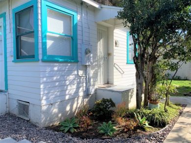 Charming 1 Bedroom Cottage in La Jolla Short Walk to Beach