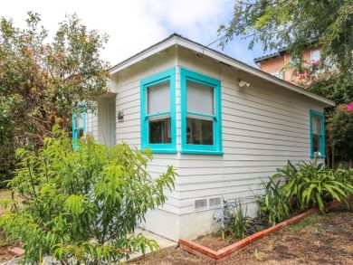 Charming 1 Bedroom Cottage in La Jolla Short Walk to Beach