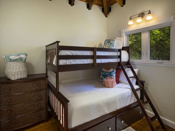 St Thomas Luxury Vacation Pool Villa Sleeps Eighteen Guests