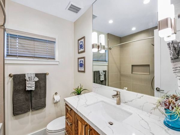 Oceanfront Maui Vacation Rental - Lahaina Condo with Lanai & Whale Watching