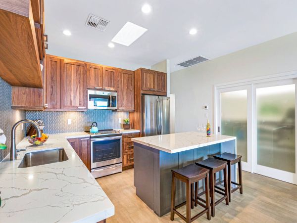 Oceanfront Maui Vacation Rental - Lahaina Condo with Lanai & Whale Watching