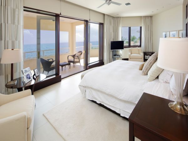 Cayman Luxury Beachfront Vacation Villa