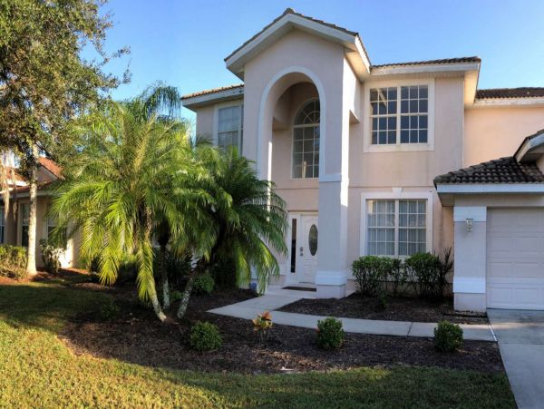 Great Value 4 Bedroom Vacation Home in Bradenton Sleeps 8