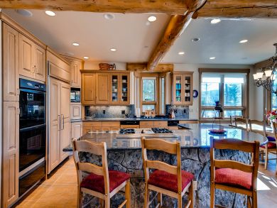 Breckenridge Vacation Home 5 Bedrooms Sleeps 13 Guests
