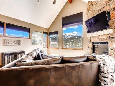 Breckenridge 4 Bedroom 3.5 Bathroom Vacation Home Sleeps 10