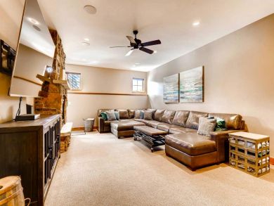 Breckenridge 4 Bedroom 3.5 Bathroom Vacation Home Sleeps 10