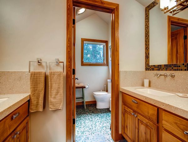 Mountain Vacation Home With Hot Tub 14 Guests