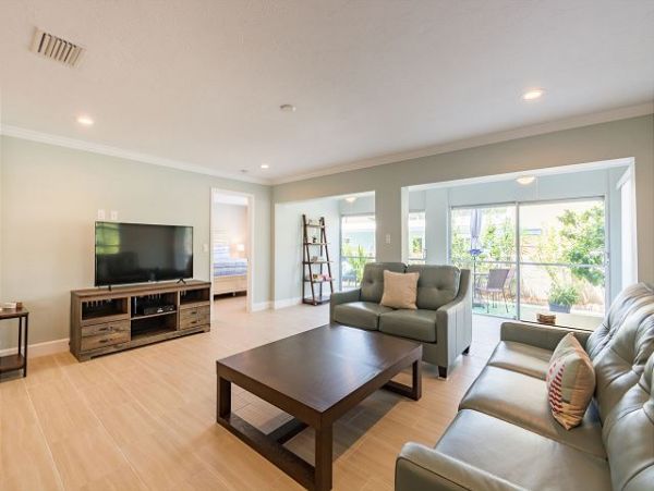 Siesta Key Vacation Rental Sleeps Six Guests