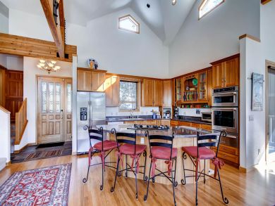Mountain View 5 Bedroom Vacation Home in Breckenridge