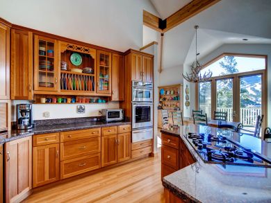 Mountain View 5 Bedroom Vacation Home in Breckenridge