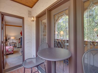 Beaver Creek Vacation Condo Sleeps Six Guests