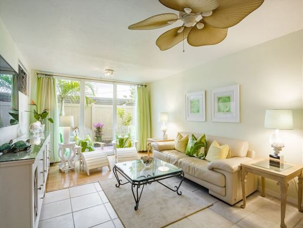 Charming Vacation Rental on Siesta Key Six Guests