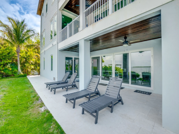 Luxury Bradenton Beach Home: Pool, Spa, & Bay Views