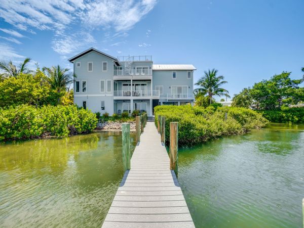 Luxury Bradenton Beach Home: Pool, Spa, & Bay Views