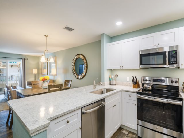 Charming Vacation Rental on Siesta Key Call Today