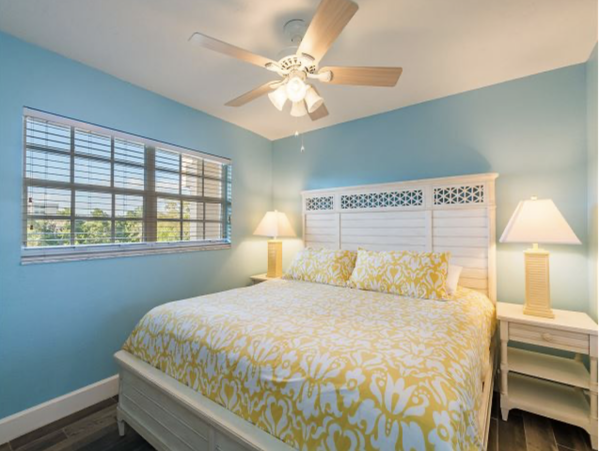 Charming Vacation Rental on Siesta Key Call Today