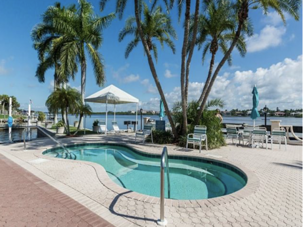 Charming Vacation Rental on Siesta Key Call Today