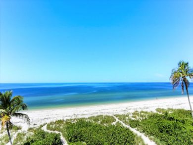 Naples Canal Front Three Bedroom Vacation Home Walk to Beach