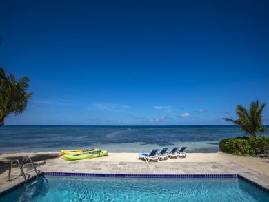 Private 4 Bedroom Beachfront Residence with Pool Sleeps 8