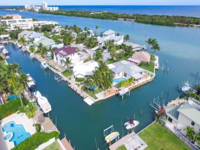 Five Bedroom Waterfront Pool Home in Jupiter