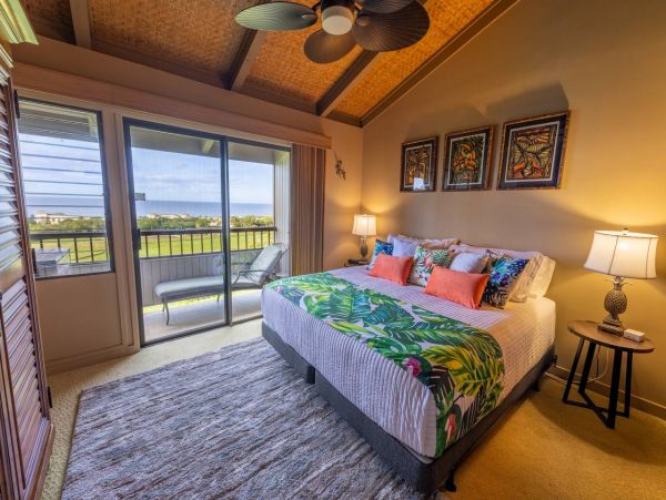 Ocean View 2 Bedroom Vacation Condo Walk to Beach