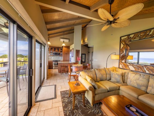 Ocean View 2 Bedroom Vacation Condo Walk to Beach