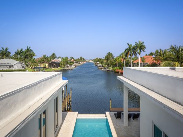 Canal Front Luxury Four Bedroom Home in Cape Coral