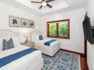 Luxury Three Bedroom Vacation Home in Grand Cayman