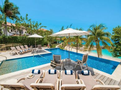 Luxury Three Bedroom Vacation Home in Grand Cayman