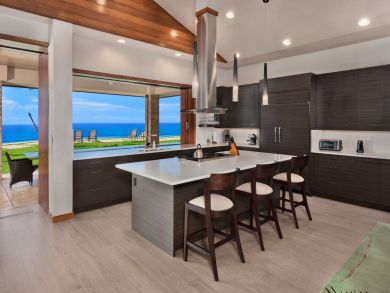 Lahaina Ocean Views Seven Bedrms