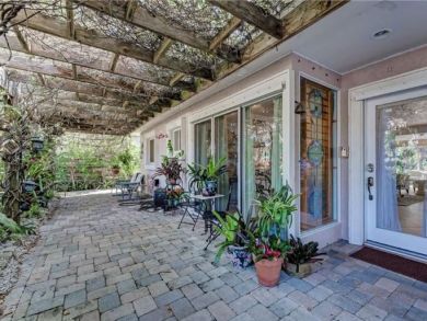 Siesta Key Vacation Home Sleeps Four Guests