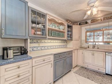 Siesta Key Vacation Home Sleeps Four Guests