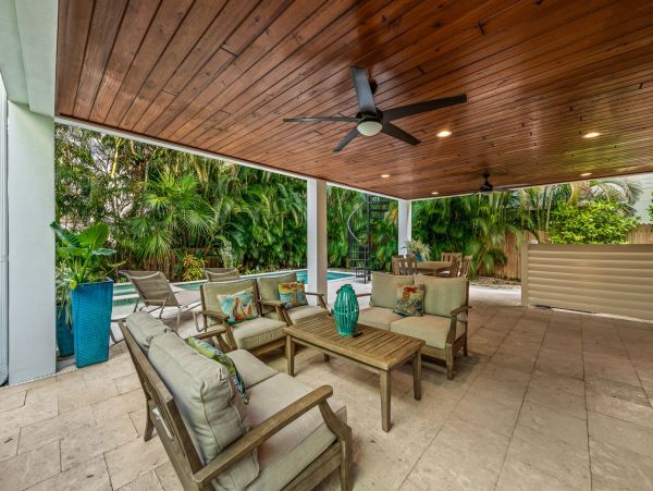 Anna Maria Island Vacation Rentals - Florida Gulf Coast Beach Homes with Pool & Spa