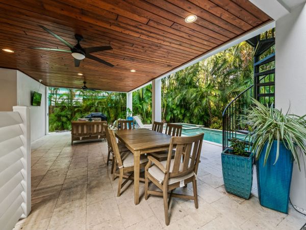 Anna Maria Island Vacation Rentals - Florida Gulf Coast Beach Homes with Pool & Spa