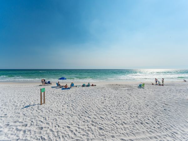 Fort Walton Beach Vacation Rental – Gulf Front Condo with Balcony Views & Modern Comforts