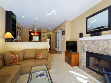 Nevada Two Bedroom Vacation Townhome Sleeps Four