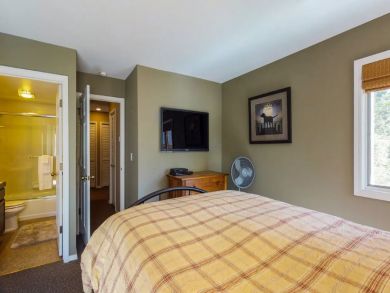 Nevada Two Bedroom Vacation Townhome Sleeps Four