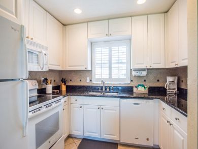 Beachfront One Bedroom Vacation Condo in Siesta Key