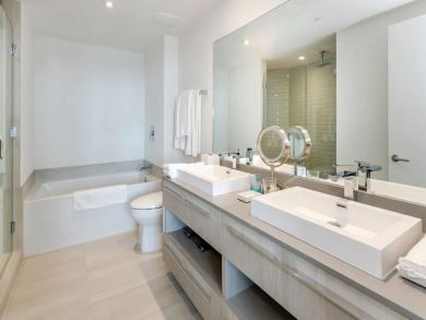 Three Bedroom Luxury Walk to Beach Condo in Hollywood FL - Ocean & Intercoastal Views