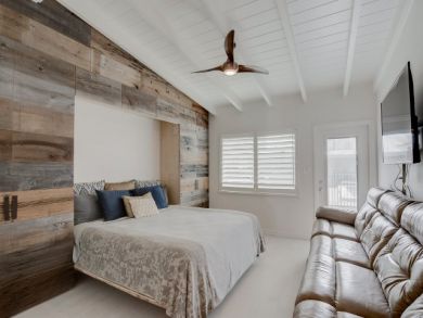Beautiful Siesta Key Vacation Studio Sleeps Three Guests