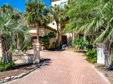 Destin Luxury Vacation Accommodation Walk to Beach