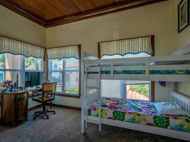 Destin Luxury Vacation Accommodation Walk to Beach