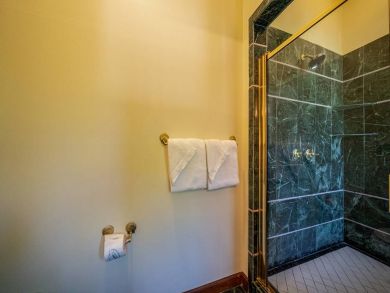 Destin Luxury Vacation Accommodation Walk to Beach