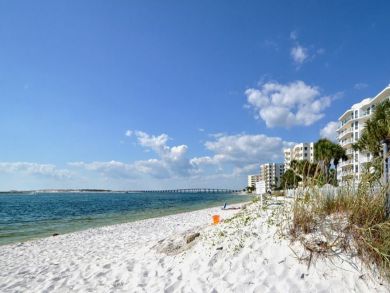 Destin Vacation Rental Condo Two Bedrooms