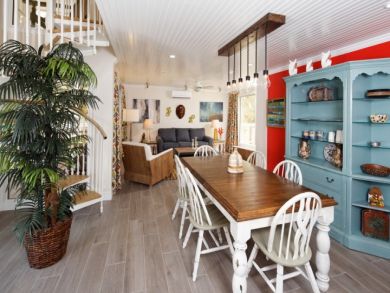 Cayman Island Vacation Cottage 2 Bedrooms Sleeps 7 Guests Cayman Island Vacation Cottage 2 Bedrooms Sleeps 7 Guests